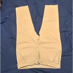 One pair of Levi stratus signature edition size 36-32 very gently used l